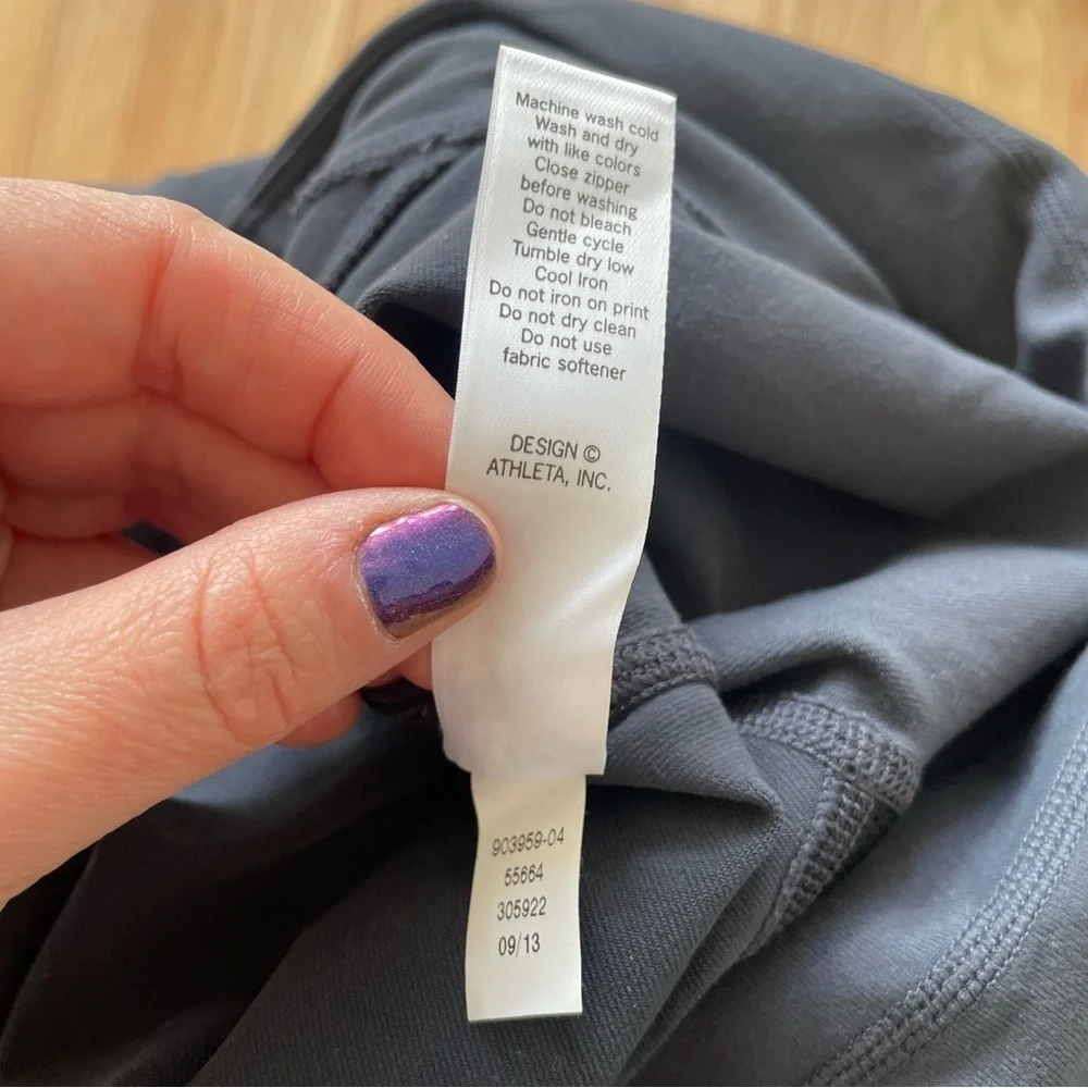 Athleta Flint Gray Relay Reflective Tight Ruched Calf Leggings 903959 EUC Size S